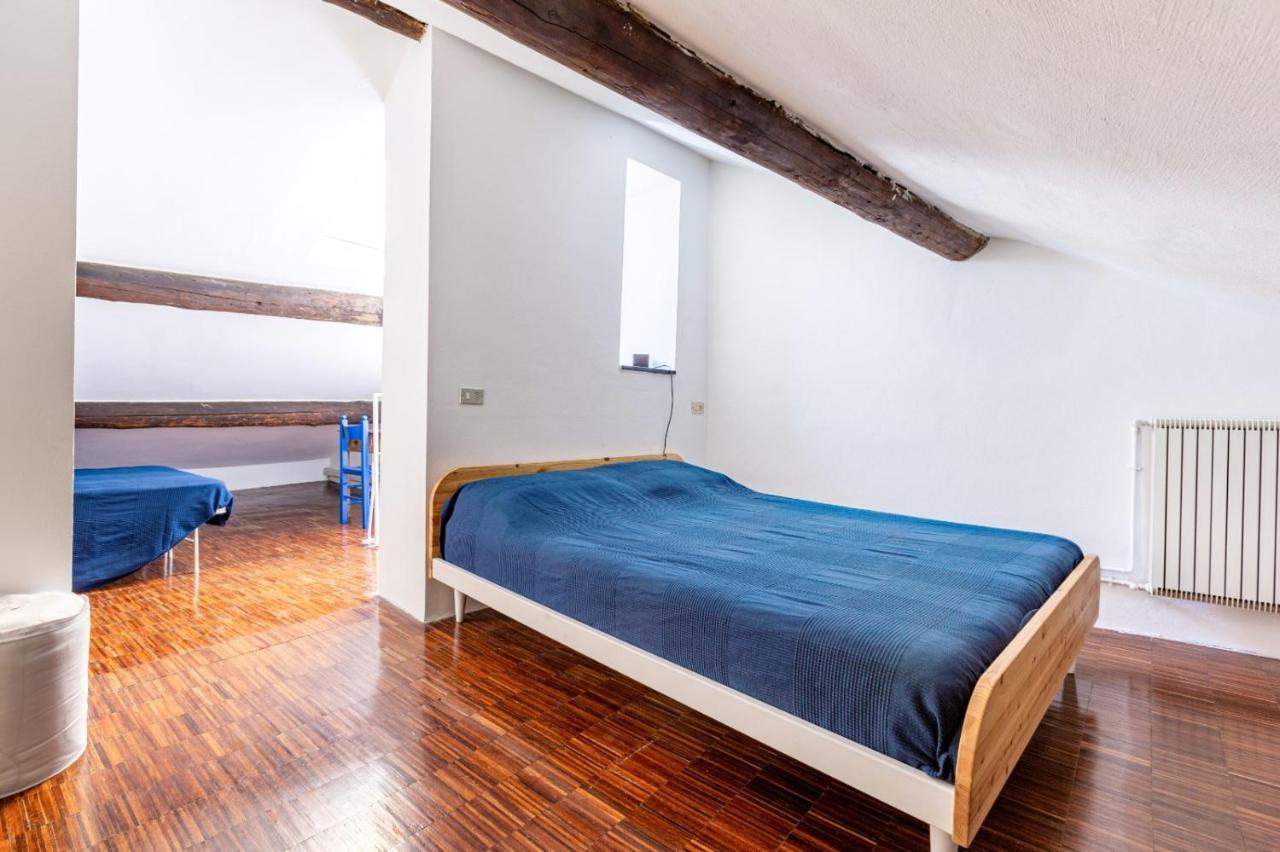 Porta Ticinese Colorful Apartment! Milano Eksteriør billede