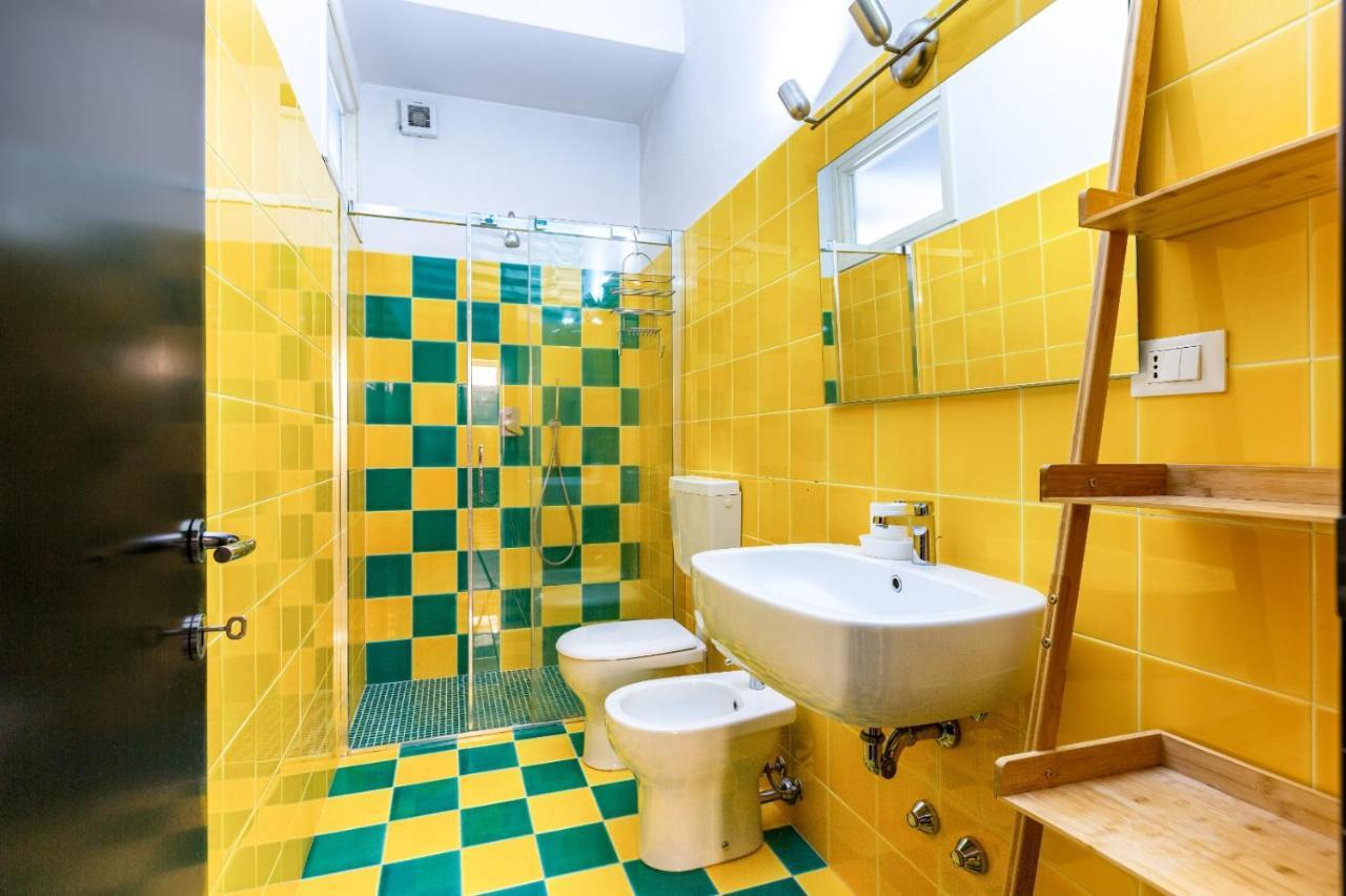 Porta Ticinese Colorful Apartment! Milano Eksteriør billede